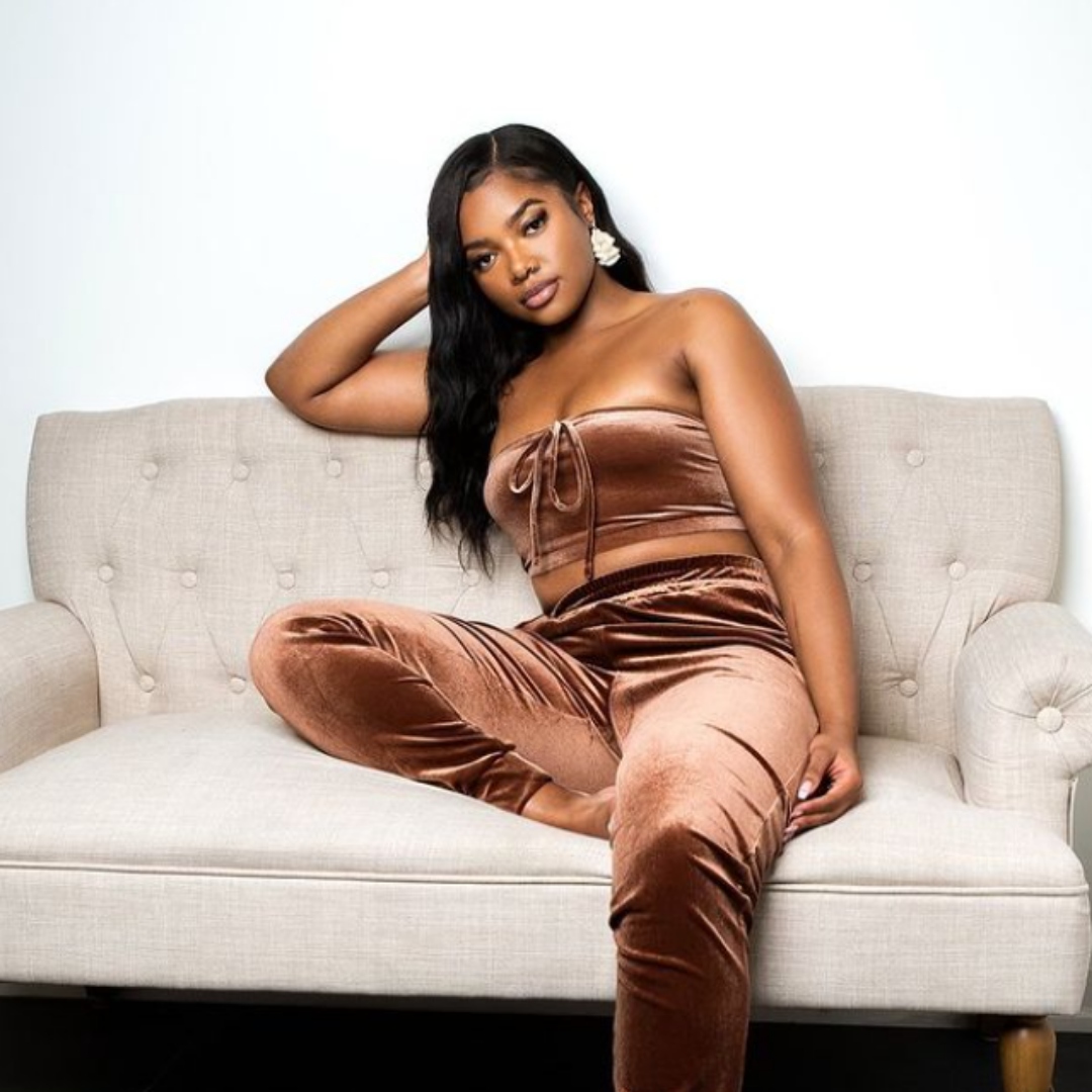 Meet Samantha and Stephanie, founders of Shop20 Inc.