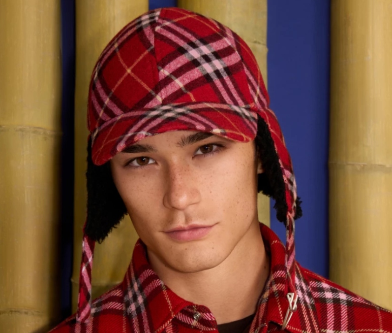 Burb red check hat