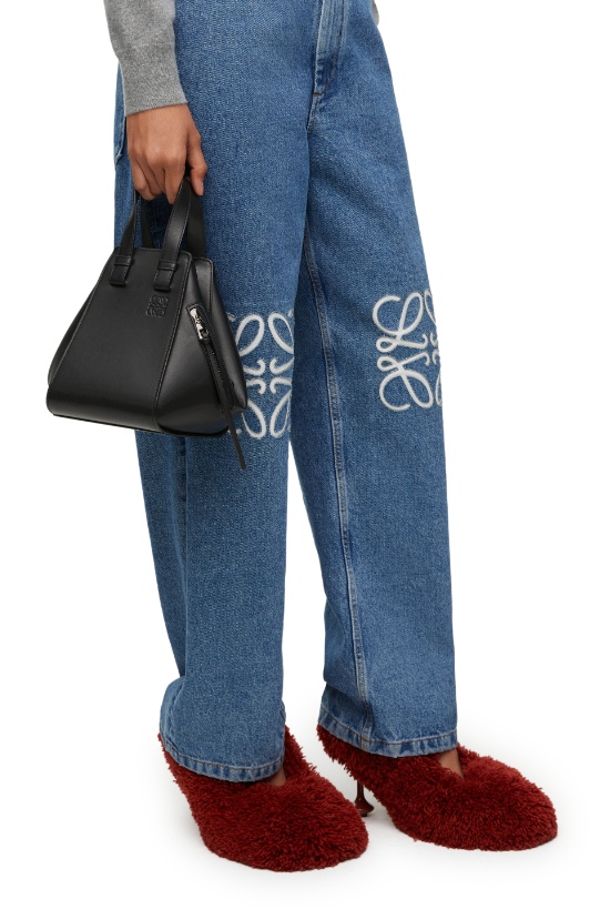 Compact Hammock bag in satin calfskin