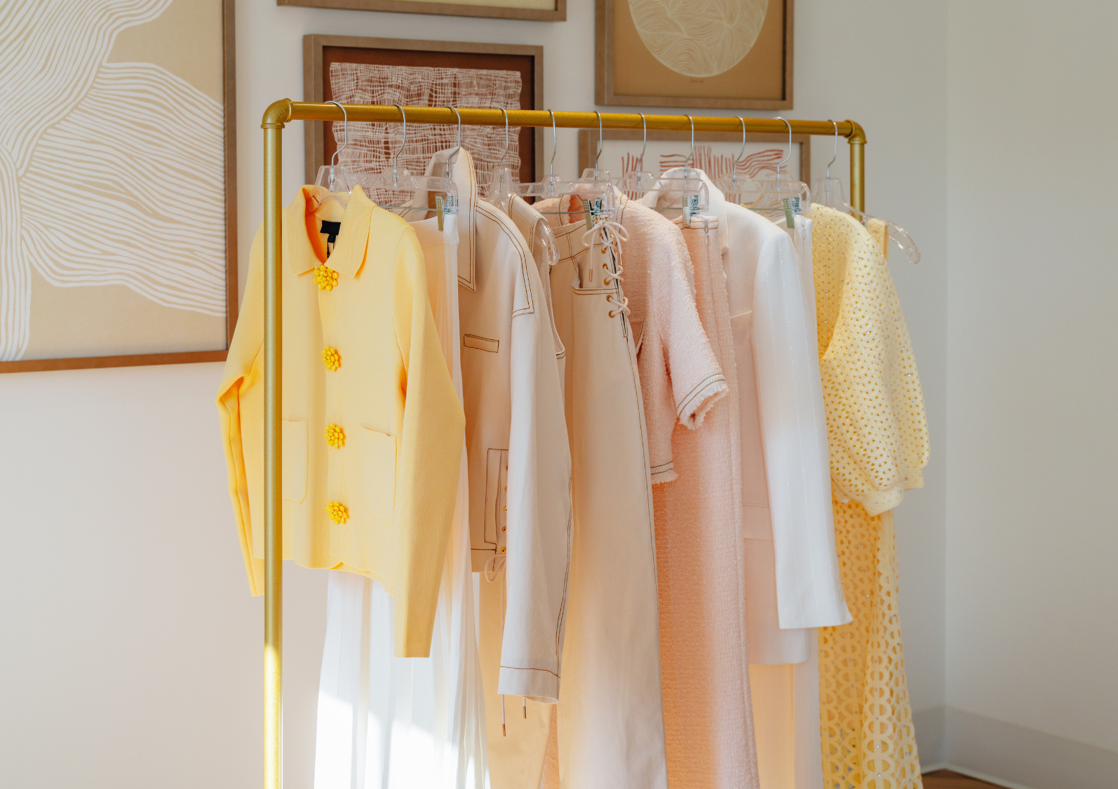 Dina’s Closet Style Guide
